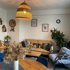 Chez Stella Apartment
