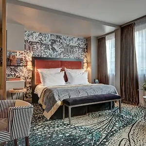 The One Alma Hotel Parigi